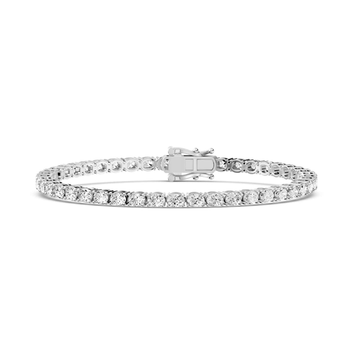 White gold bracelet with oval-cut diamonds glow <span>2283</span>