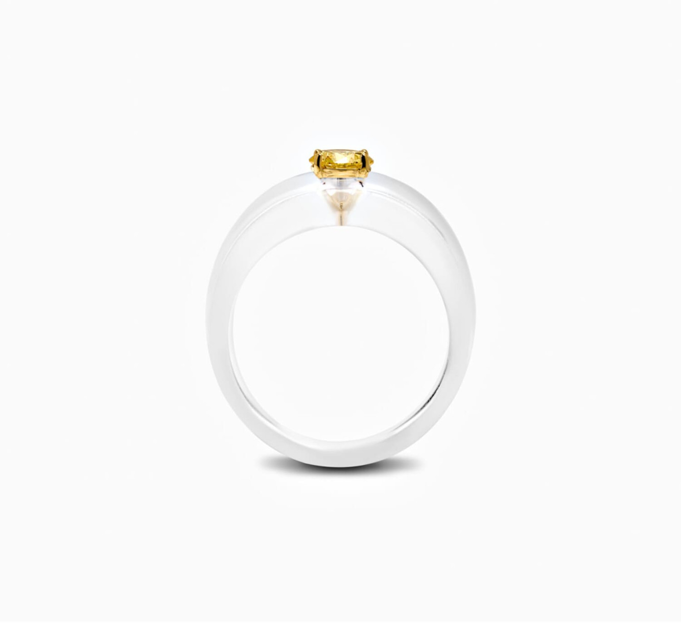 Transparent bio resin ring with yellow diamond SSS <span>2116</span>