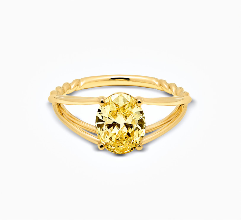 Yellow gold ring with diamond Posh