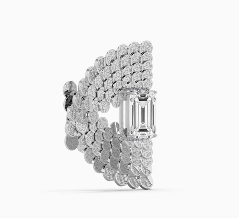 White gold brooch with emerald-cut diamonds Core