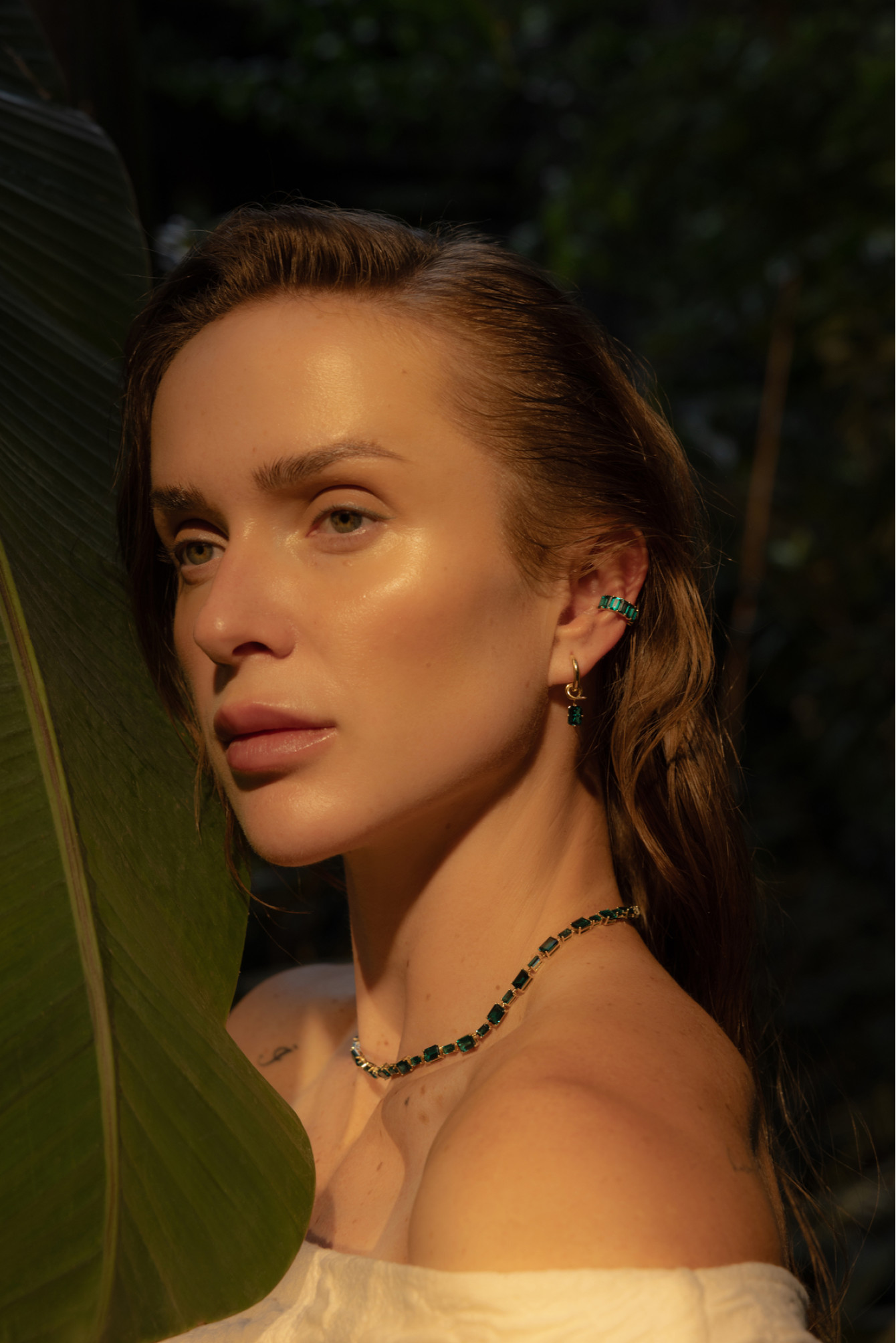 Yellow gold necklace with emeralds Evergreen <span>5001</span>