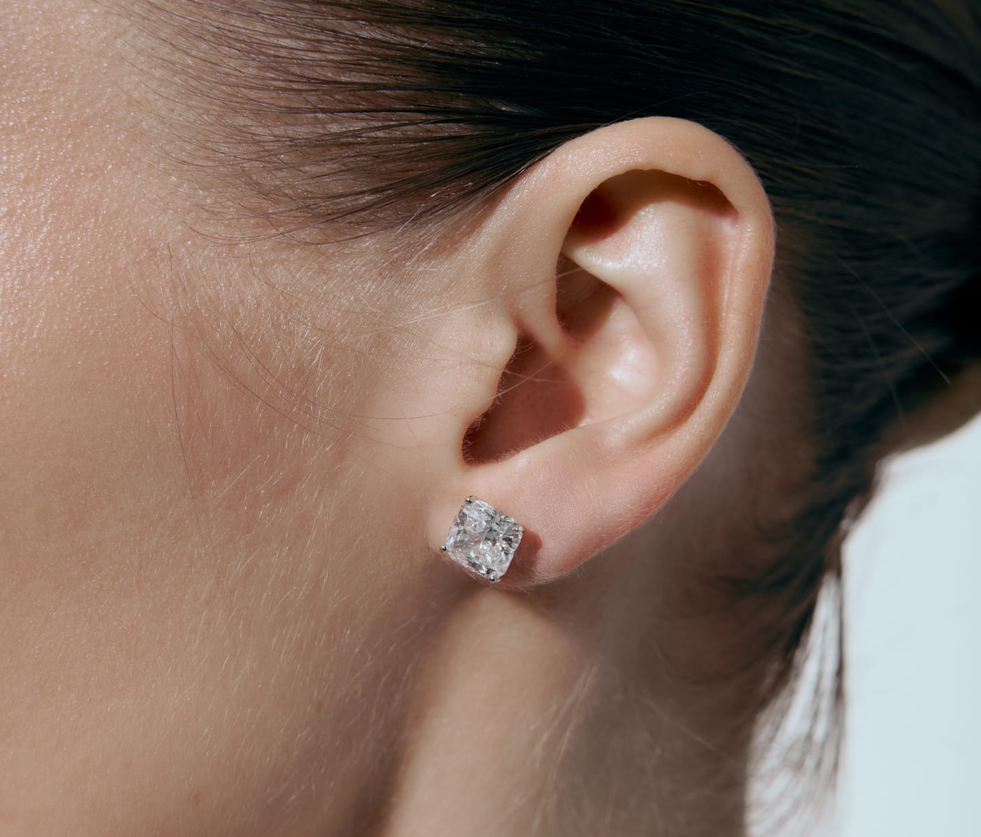 White gold earrings with diamonds mono 2053_<span>3</span>