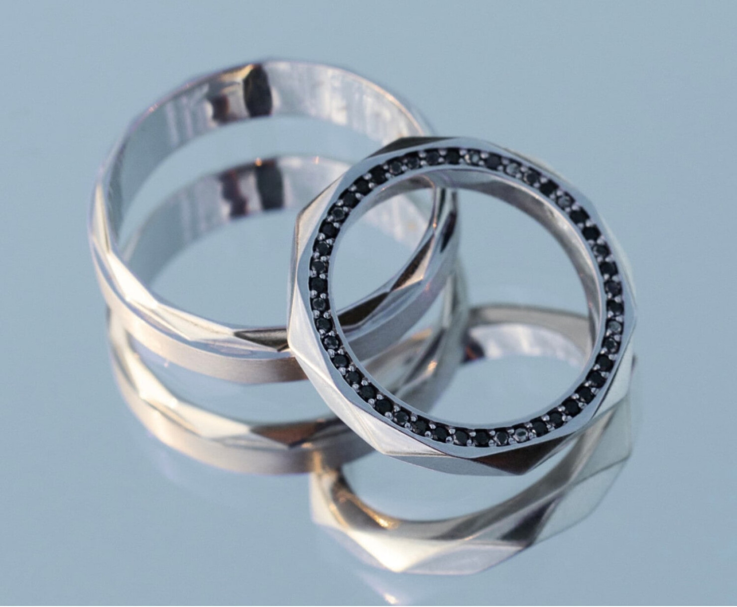White gold wedding ring with diamonds SOLO by Superhumans <span>2256</span>