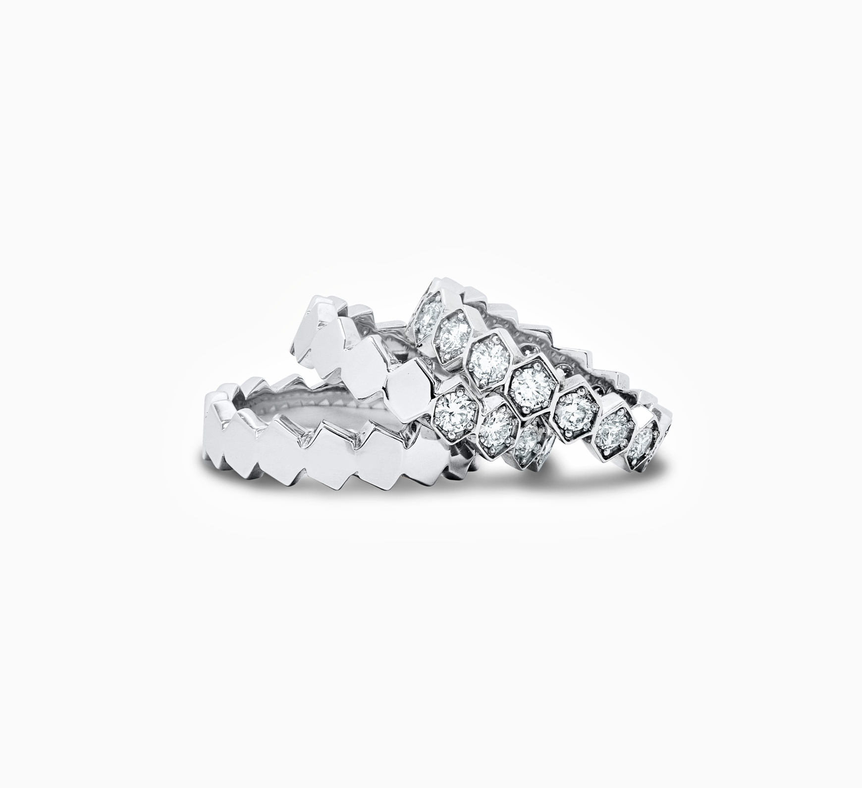 Set of white gold rings with diamonds comb <span>2024</span>