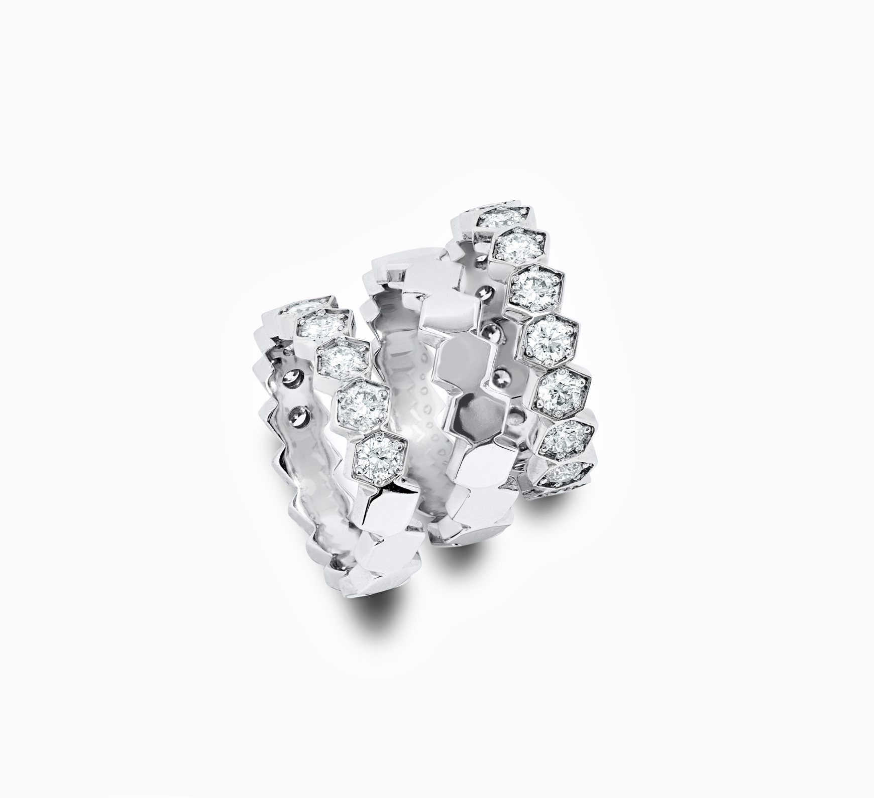 Set of white gold rings with diamonds comb <span>2024</span>