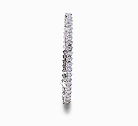 White gold bracelet with diamonds Comb <span>2028</span>