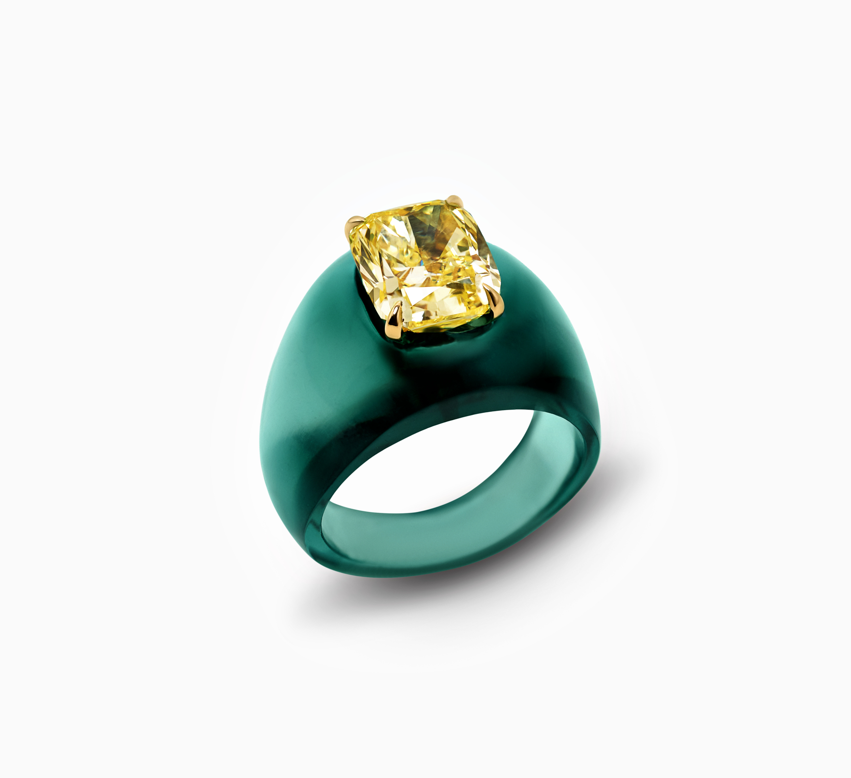Green bio resin ring with yellow diamond SSS <span>2056</span>