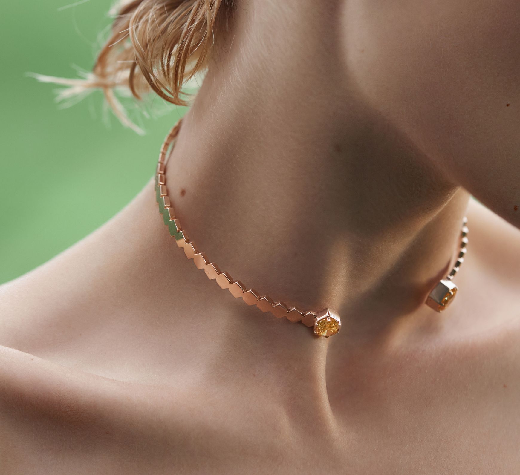 Red gold necklace with diamonds Comb <span>2066</span>